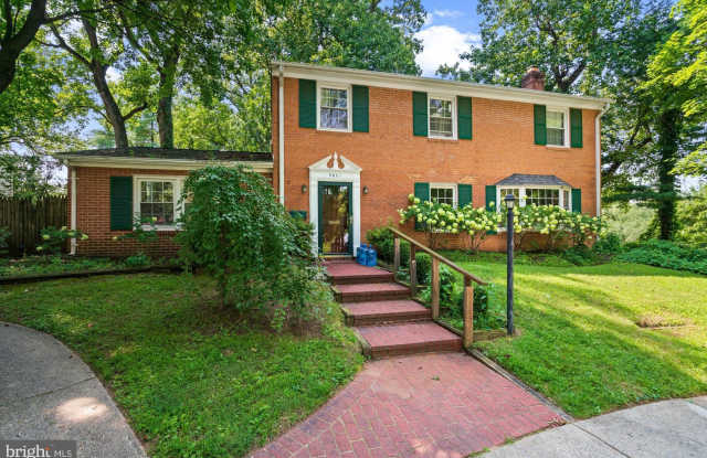 5801 DEVONSHIRE Drive - 5801 Devonshire Drive, Bethesda, MD 20816