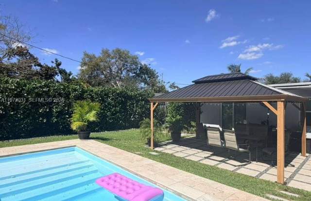 1430 NE 149th St photos photos