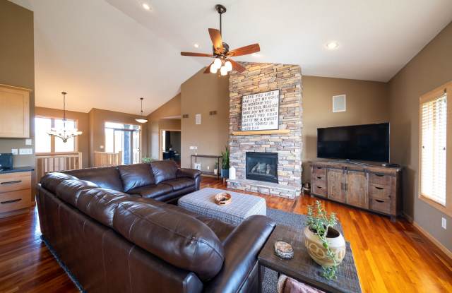 6531 Century Ln. Gallery 3