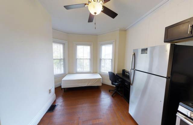 113 Comstock Ave Apt 2 photos photos