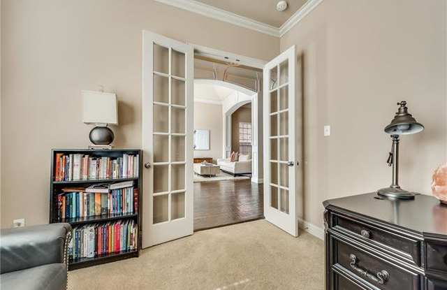 11197 Classic Lane Gallery 3