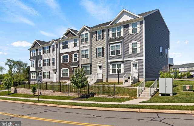 27 OVERSHOT LANE photos photos