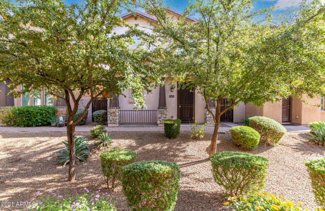 2048 E HEARTWOOD Lane - 2048 East Heartwood Lane, Phoenix, AZ 85022
