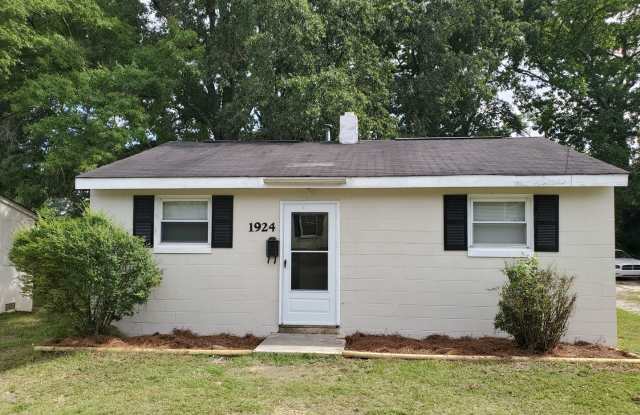 2 Bedroom House - 1924 Perkins Street, Greensboro, NC 27401