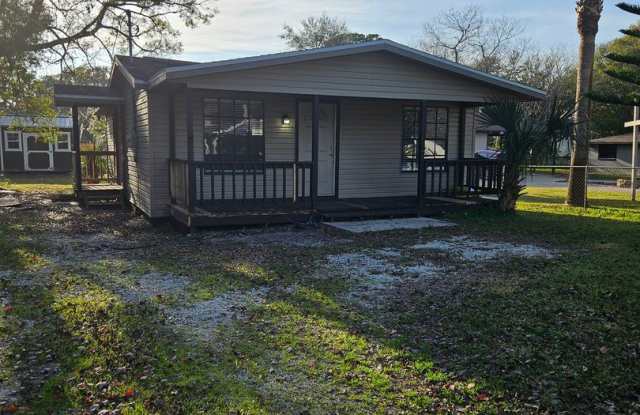 2 bedroom 1 bath NEWLY RENOVATED photos photos