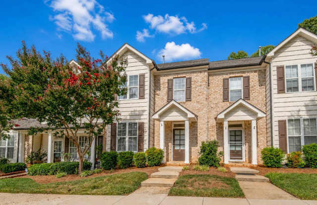 Beautifully Updated 3 Bedroom Home in a Quiet area– 8 Hydrangea Ct Gallery 1