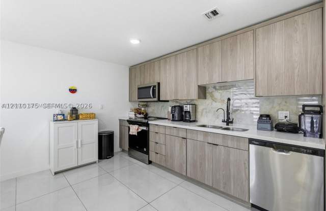 26122 SW 145th Ct Gallery 4