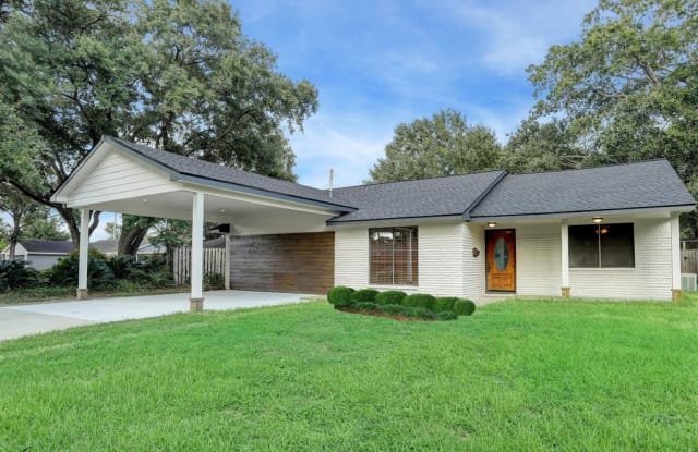 2018 Manila Lane - 2018 Manila Lane, Houston, TX 77043
