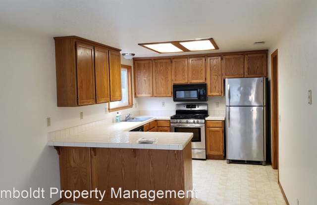 1588 Meadow Brook Court Gallery 4