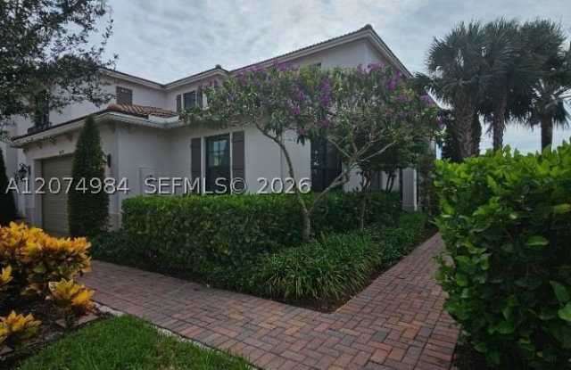 10226 Akenside Dr Gallery 2