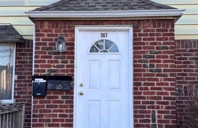 567 Boulevard 2nd Floor photos photos