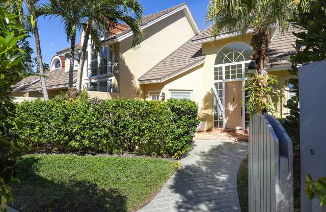 2580 Muirfield Court - 2580 Muirfield Court, Wellington, FL 33414
