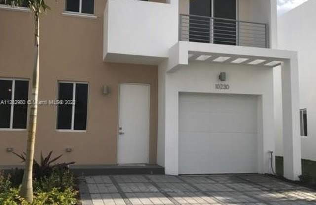 10230 NW 72nd St - 10230 NW 72nd St, Doral, FL 33178