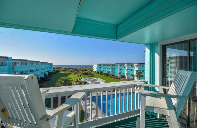 301 E Commerce Way Road unit: 329 photos photos