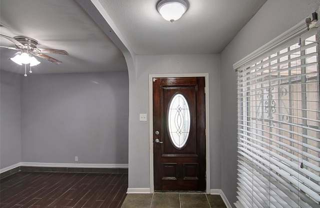 11131 Sageview Drive Gallery 2