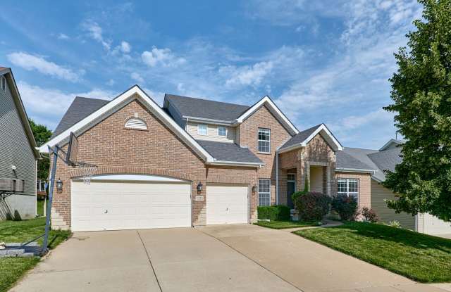 Executive Lease Opportunity - 4 Bed 3 Bath photos photos