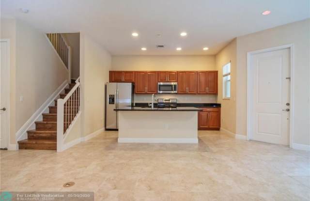 12414 NW 17 ct Gallery 4