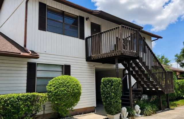 4933 91ST Avenue N Gallery 2