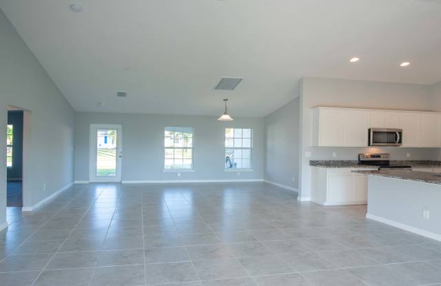 1222 Ne 10th St photos photos