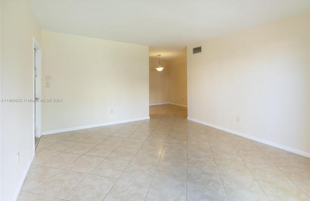14011 SW 90th Ave - 14011 Southwest 90th Avenue, Kendall, FL 33176