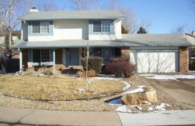 Wonderful Highlands Ranch Home with Extra Large Back Yard. photos photos