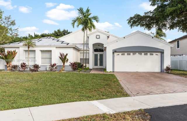 1124 NW 130th Ter photos photos