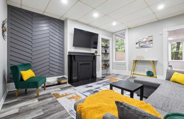 535 Gross St photos photos