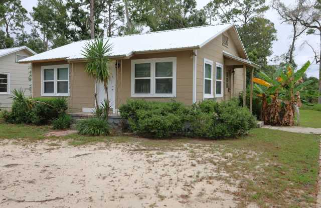 1705 Clover Drive (HVP) photos photos