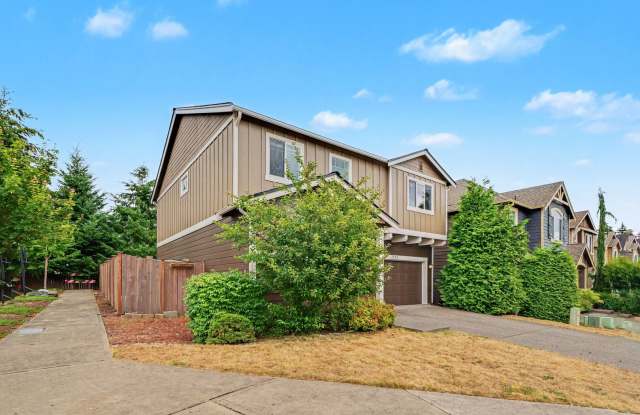 Beatiful Olympia home Available NOW Gallery 4