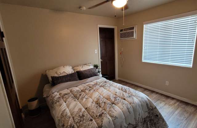 820 Jackson St - 820 Jackson Street, Bakersfield, CA 93305