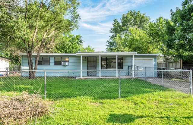New Renovation! 3 Bed 1 Bath Rental Home in Tulsa photos photos