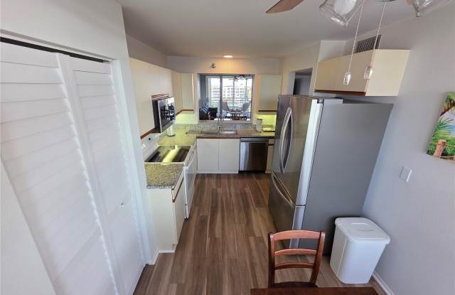 4460 FAIRWAYS Boulevard Gallery 4