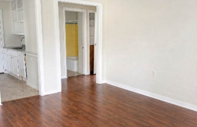 1502 Pepper Drive Gallery 3