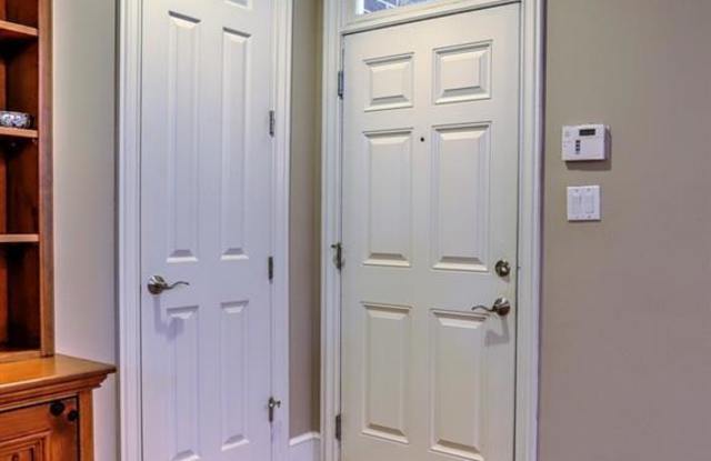 4805 IVY RIDGE Drive SE Gallery 2