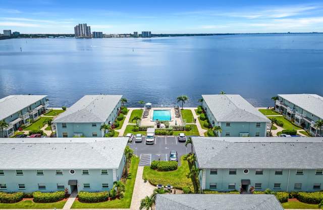 Palms at Waters Edge 3344-M6 photos photos