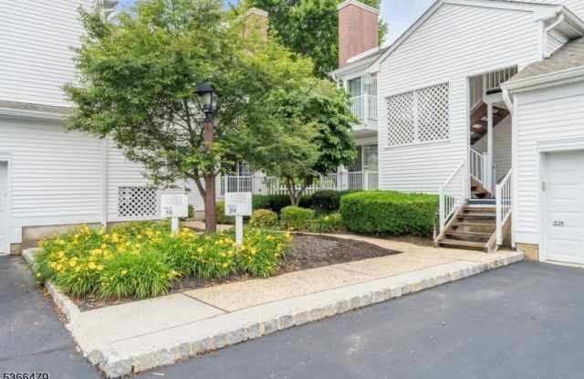 231 Alexandria Way photos photos