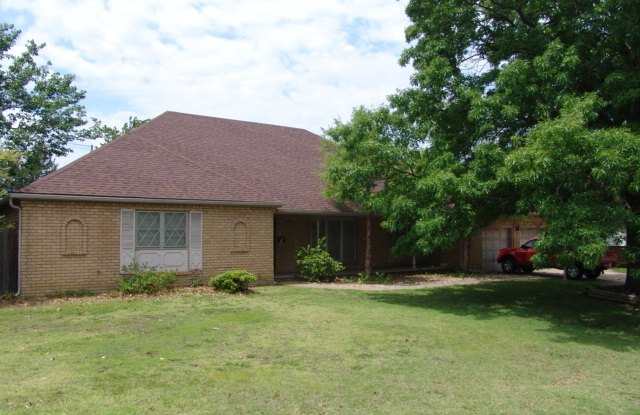 Midtown Tulsa 4 Bedroom Single Level Home! photos photos
