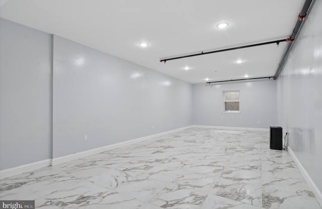 2405 RIDGE Avenue unit: 1 photos photos 2405 RIDGE Avenue unit: 1 photos photos