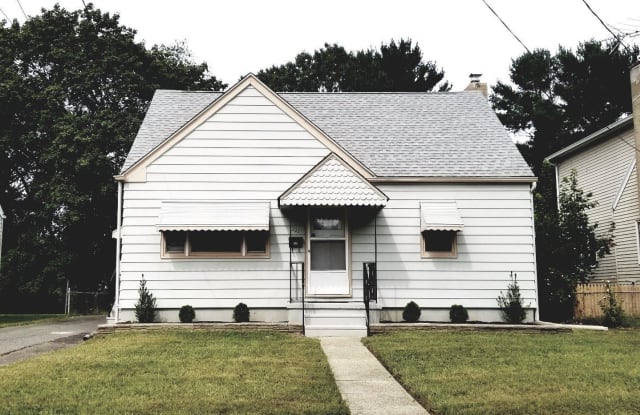 221 DEPTFORD RD - 221 Deptford Road, Glassboro, NJ 08028