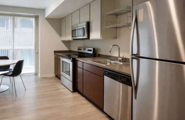 413 East Huron Street photos photos