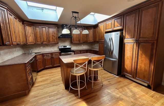 1380 Bellmore Avenue photos photos