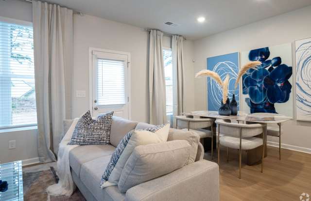 BRAND NEW 3 Bed 2.5 bathroom townhomes in Calhoun! Gallery 4
