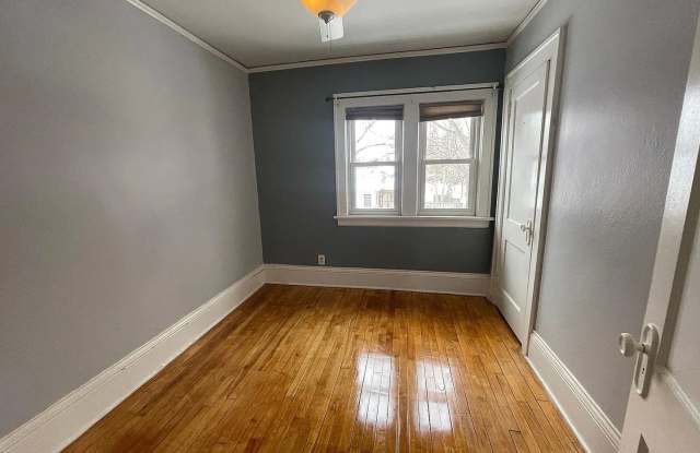 3 Bedroom House Available June 2027 - Near Macalester Gallery 1