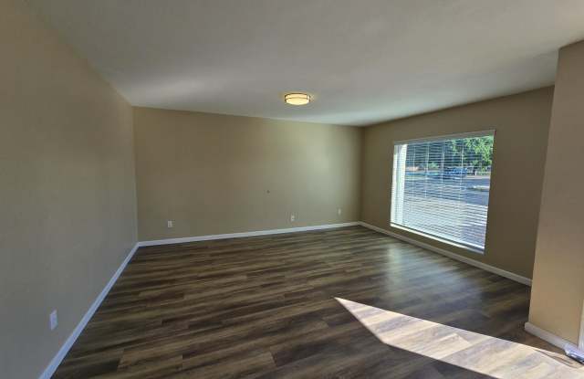 400 S PALADIN Circle Gallery 3