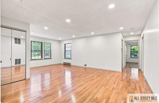 119 Griggs Place Gallery 4