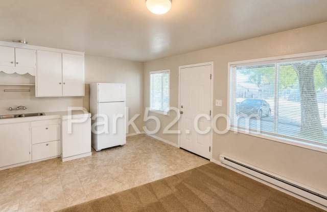 1 Bed 1 Bath Tacoma Apartment with On-Site Laundry and Parking photos photos 1 Bed 1 Bath Tacoma Apartment with On-Site Laundry and Parking photos photos