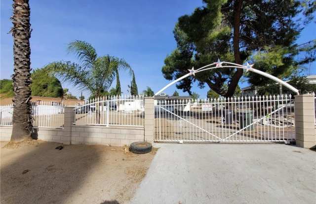 1524 W Metz Road photos photos