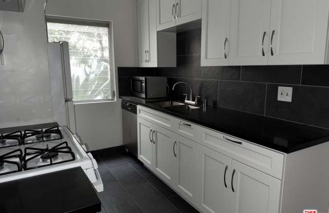 1475 S Wooster St photos photos
