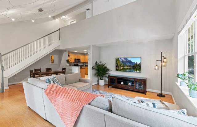 833 North Fern Creek Avenue photos photos