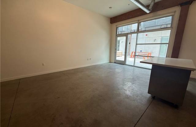 527 Molino Gallery 4